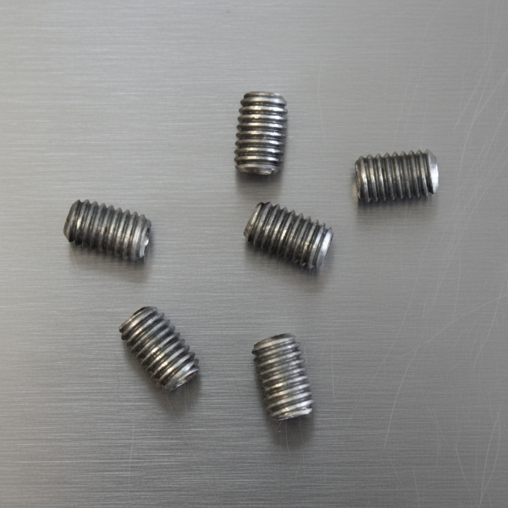 Titanium Grub Screws 3x5 (6)