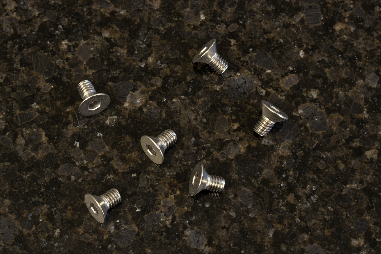 Titanium Countersunk 3x5 (6)