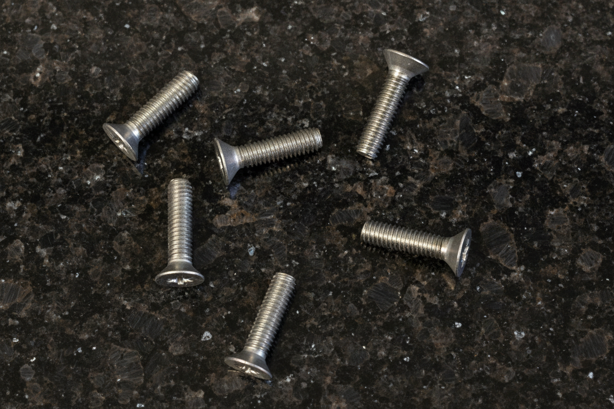 Titanium Countersunk 3x12 (6)