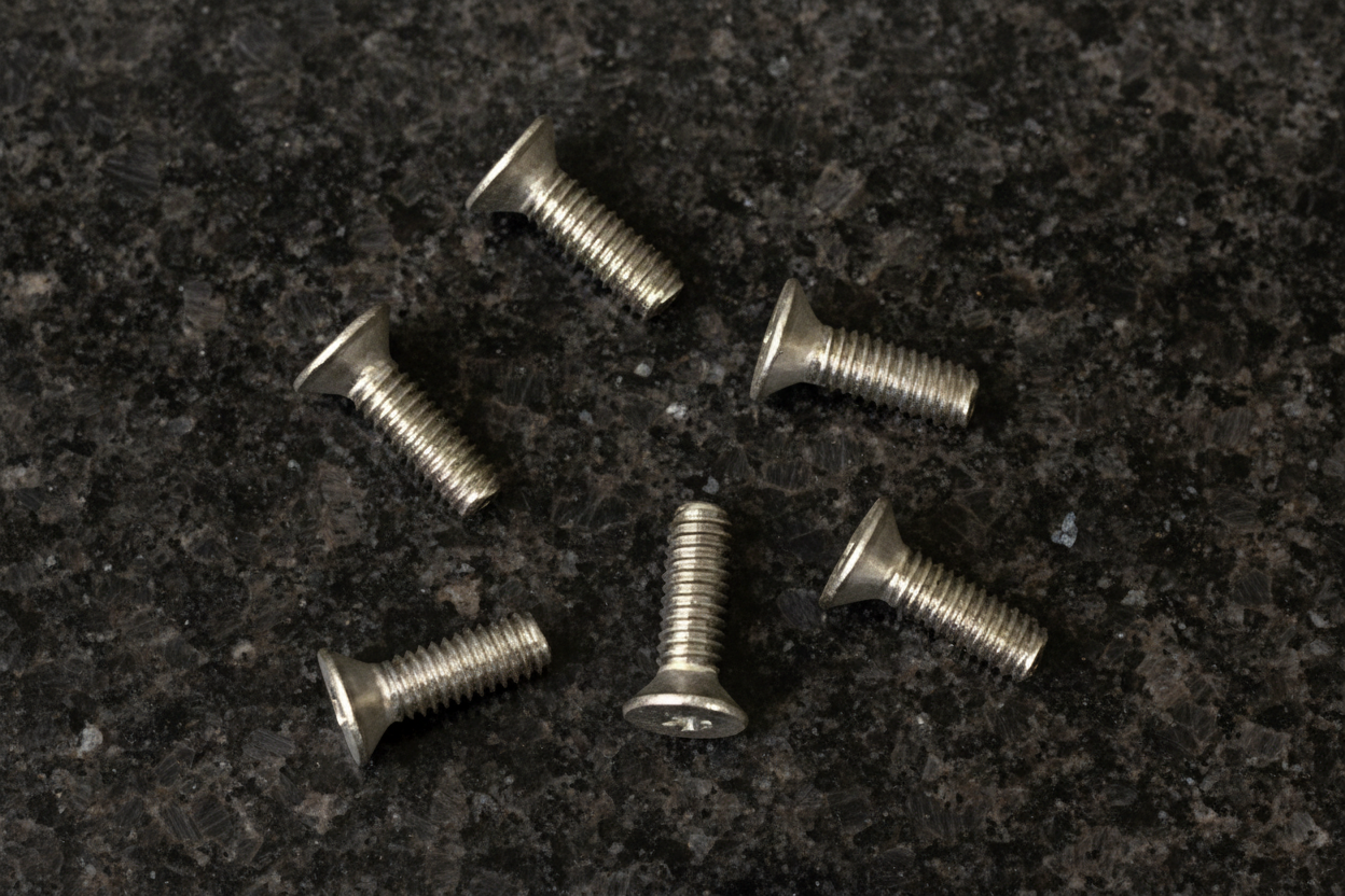 Titanium Countersunk 2.5x8 (6)