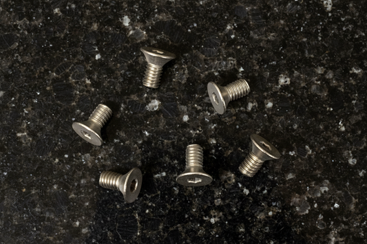 Titanium Countersunk 4x8 (6)