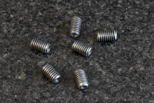 Titanium Grub Screws 3x5 (6)