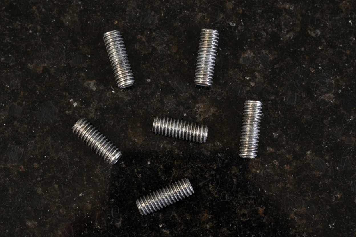 Titanium Grub Screws 3x8 (6)