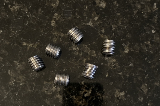 Titanium Grub Screws 4x4 (6)